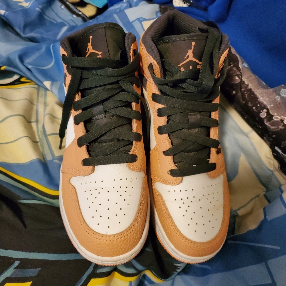 Sneaker